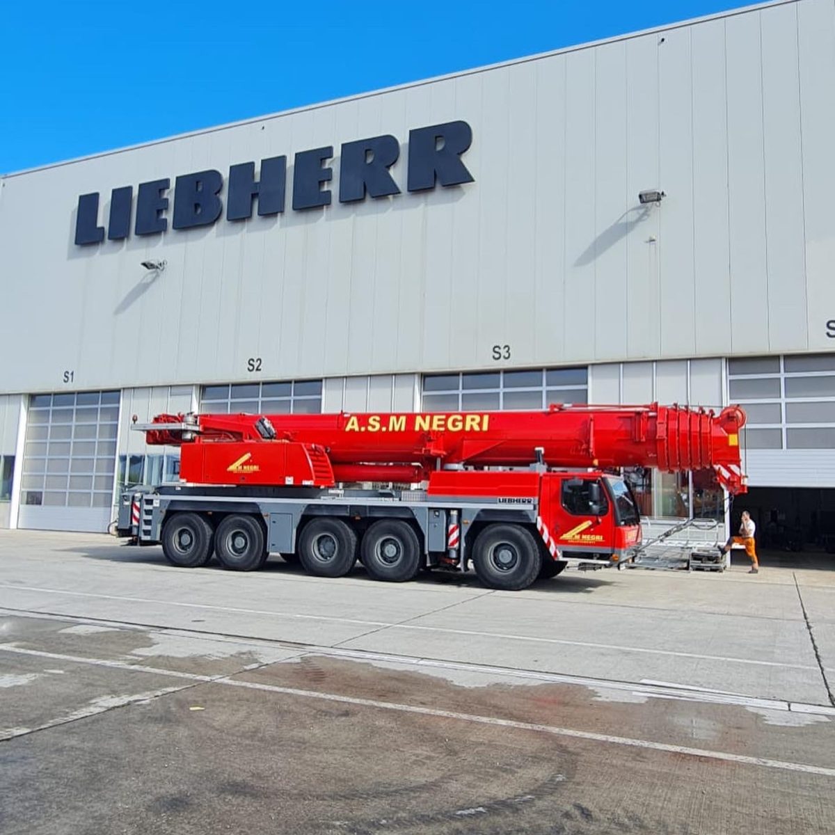 7305C697-2814-4628-AD56-BDA745F499B7